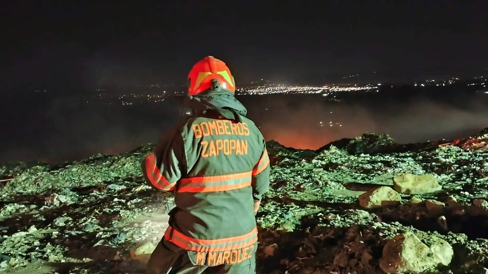 Incendio en el ex vertedero Los Laureles en Tonalá